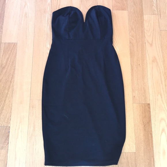 aamikast Dresses & Skirts - Aamikast strapless dress size small